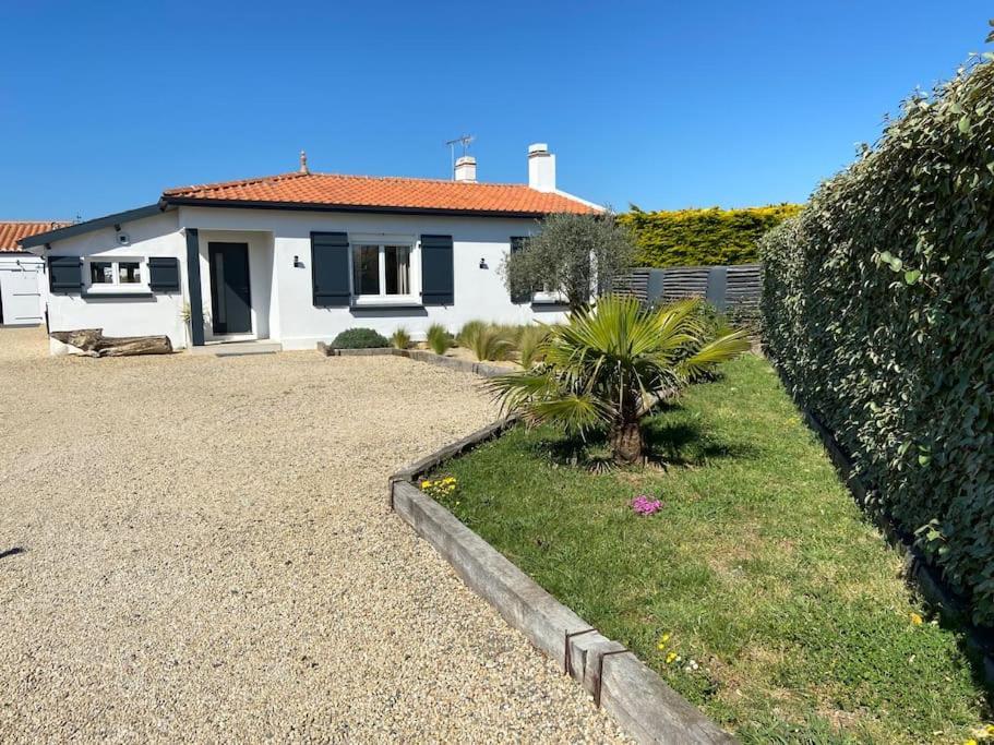 Villa Avec Jacuzzi Proche De La Mer Et Du Centre Barbatre Exterior photo
